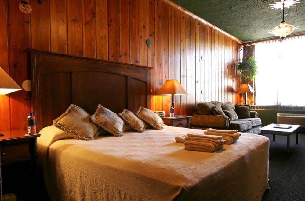 Mcmenamins Old St. Francis School Hotell Bend Eksteriør bilde