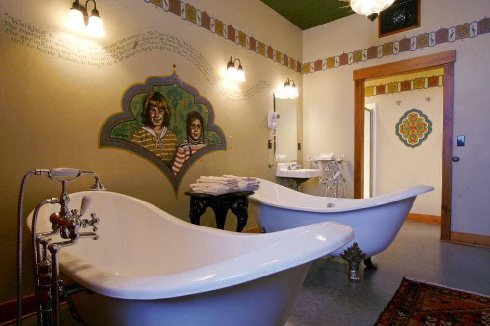 Mcmenamins Old St. Francis School Hotell Bend Eksteriør bilde