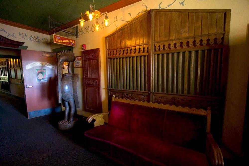 Mcmenamins Old St. Francis School Hotell Bend Eksteriør bilde